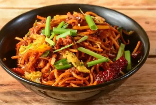 SCHEZWAN MIXED NOODLES