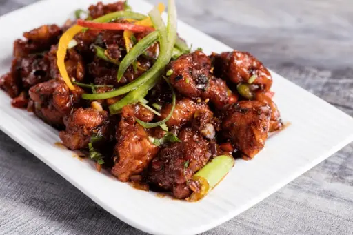 DRY CHILLI CHICKEN (8P)